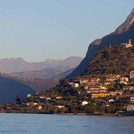 Casa Madali' - Nel Borgo Marone Exterior foto