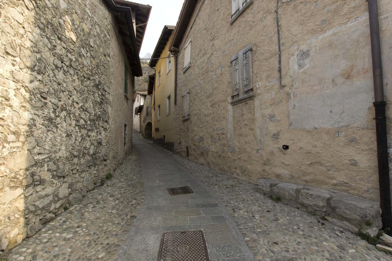 Casa Madali' - Nel Borgo Marone Exterior foto